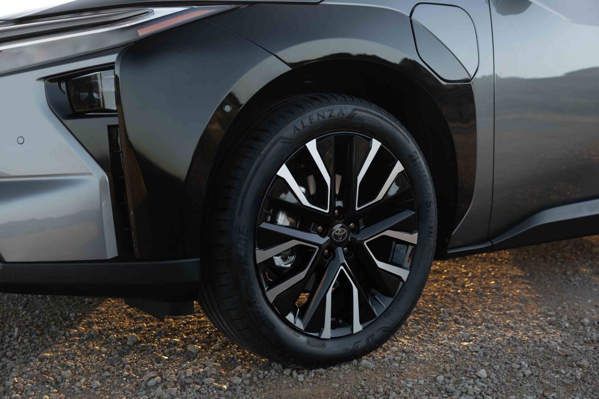 Toyota bZ4X exterior details