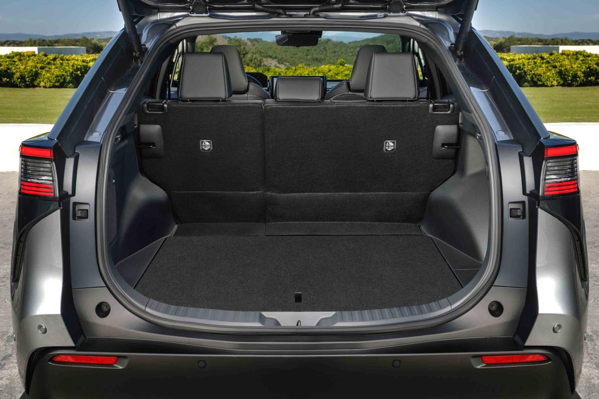 Toyota bZ4X boot
