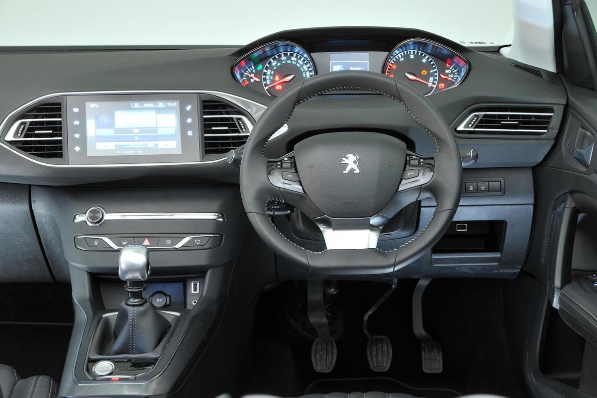 Used Peugeot 308 13-present