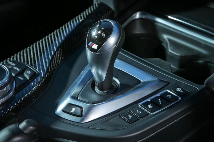 BMW M4 vs Lexus RC-F