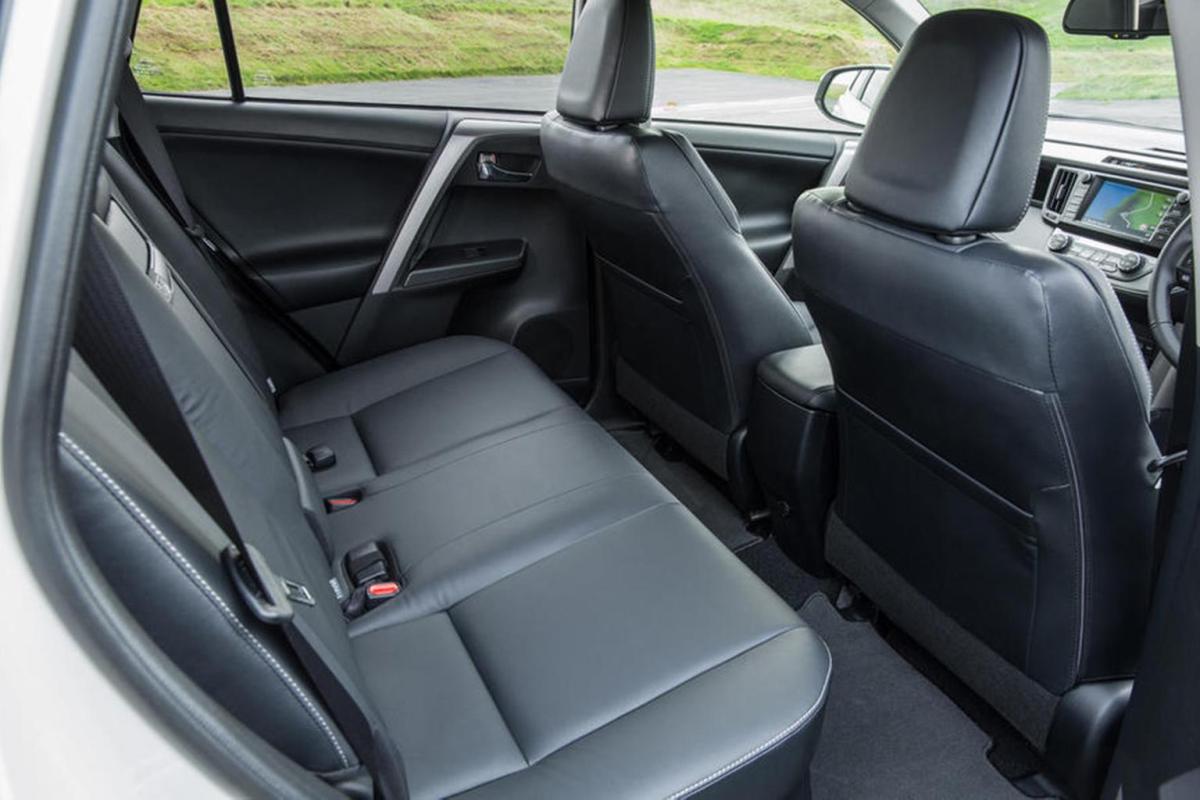 Used Toyota RAV4 13-present