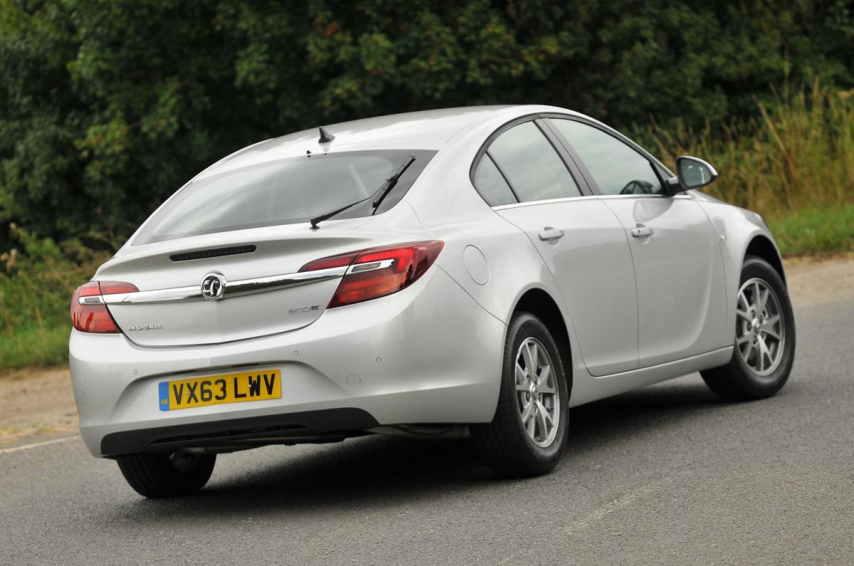 Vauxhall Insignia Hatchback (08 - 17)