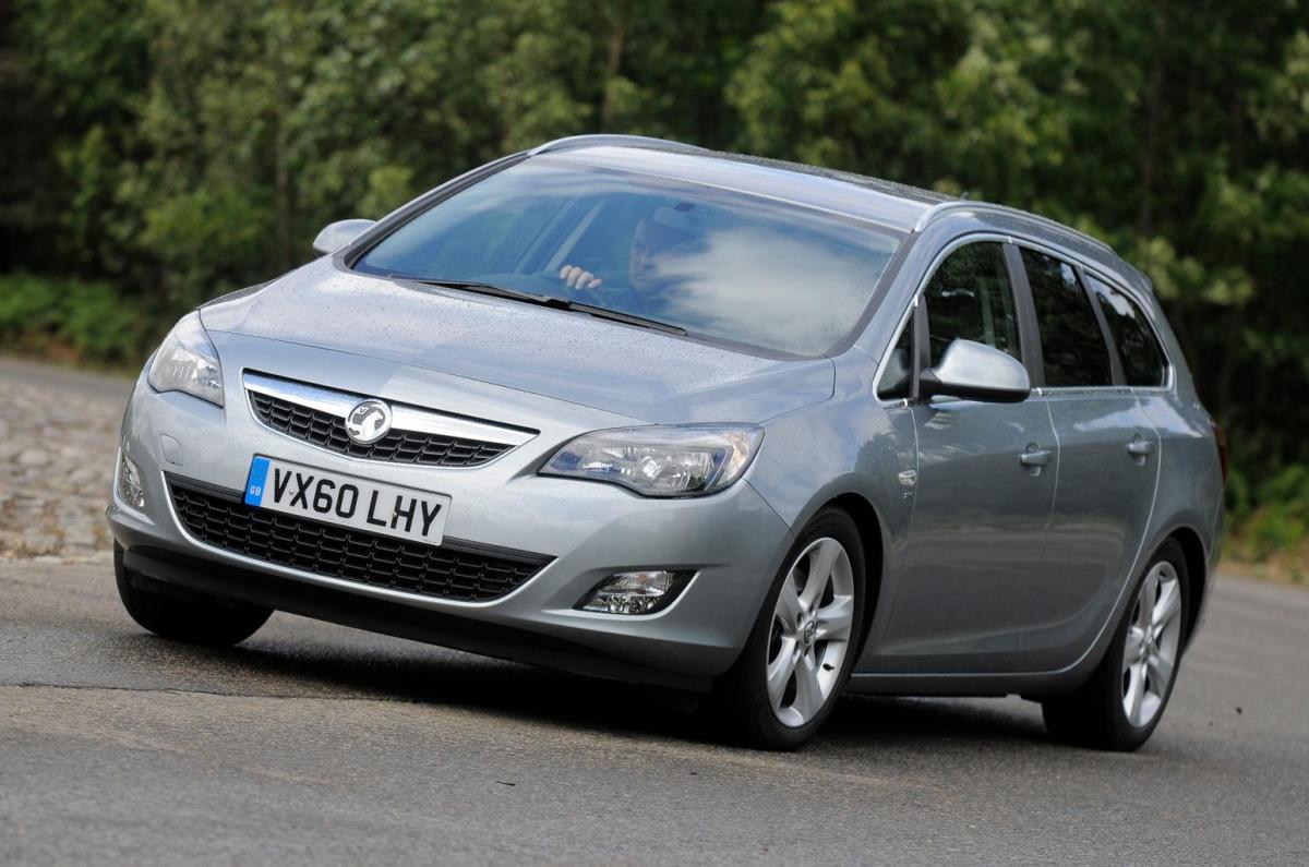 Used Vauxhall Astra Sports Tourer 2010-2015