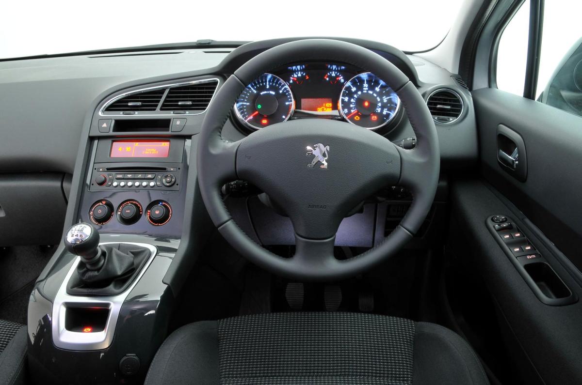 Peugeot 5008 MPV (09 - 16)