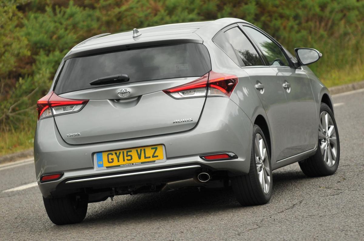 Used Toyota Auris Hatchback (12-19)