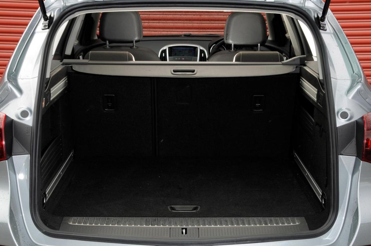 Used Vauxhall Astra Sports Tourer 2010-2015