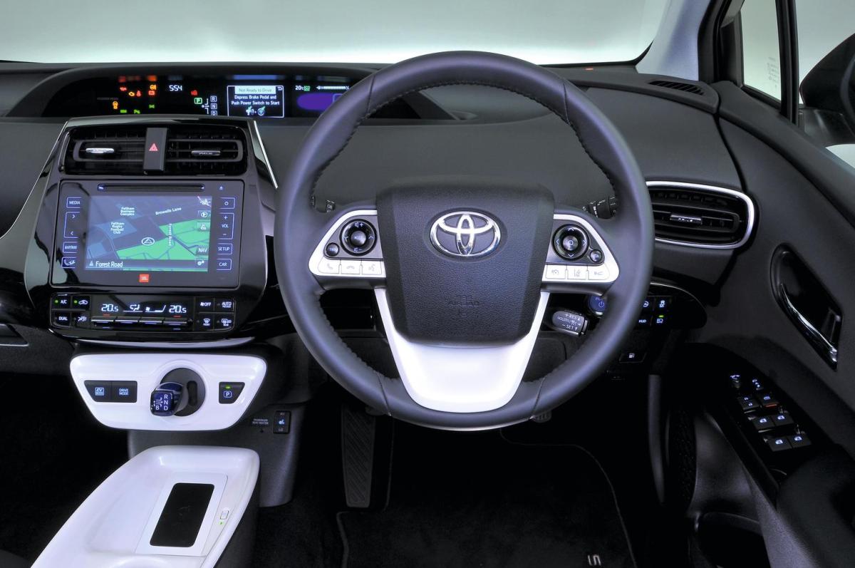 Used Toyota Prius 16-present