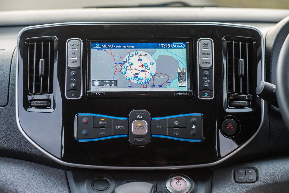 Nissan e-NV200 infotainment screen