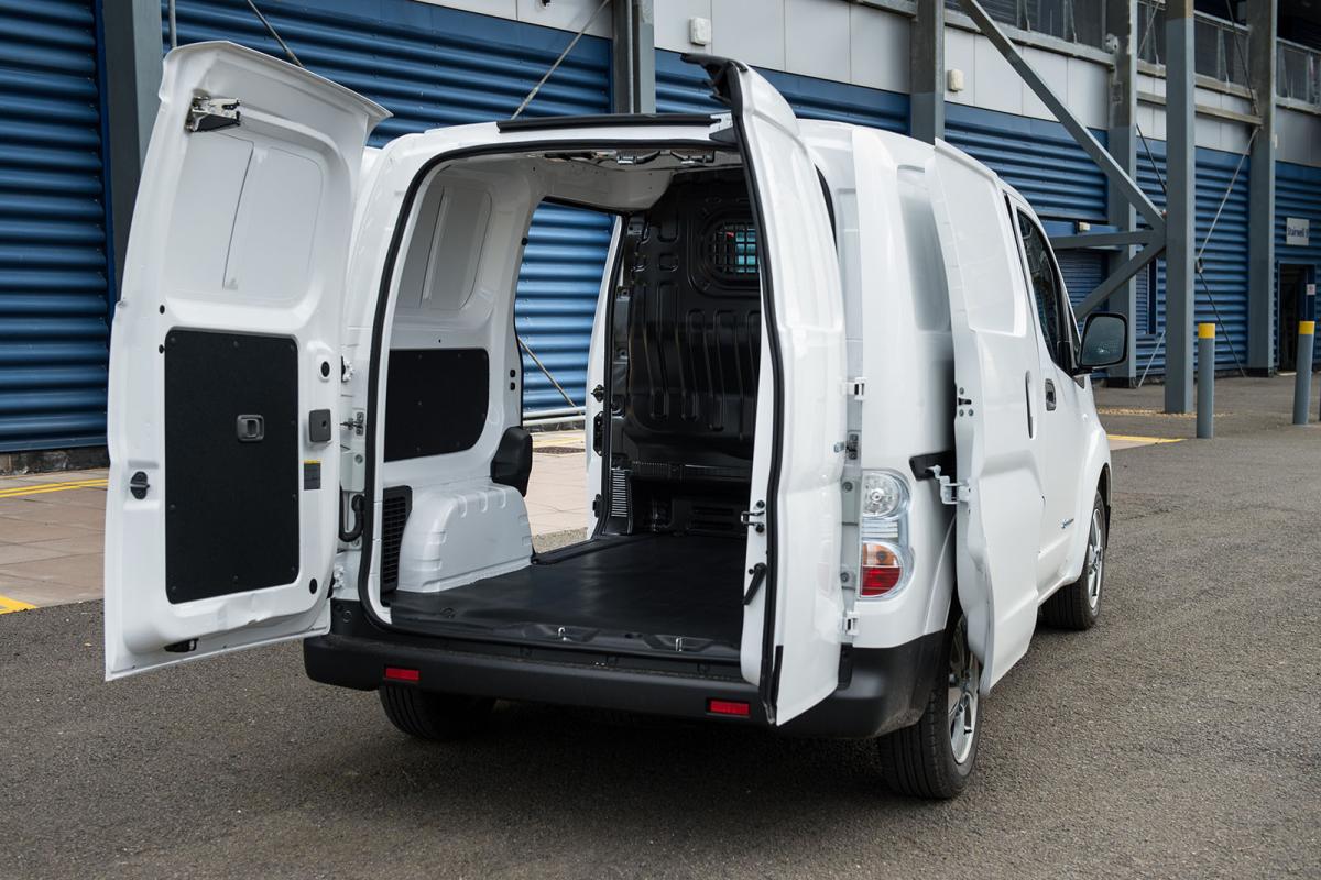 Nissan e-NV200 load bay