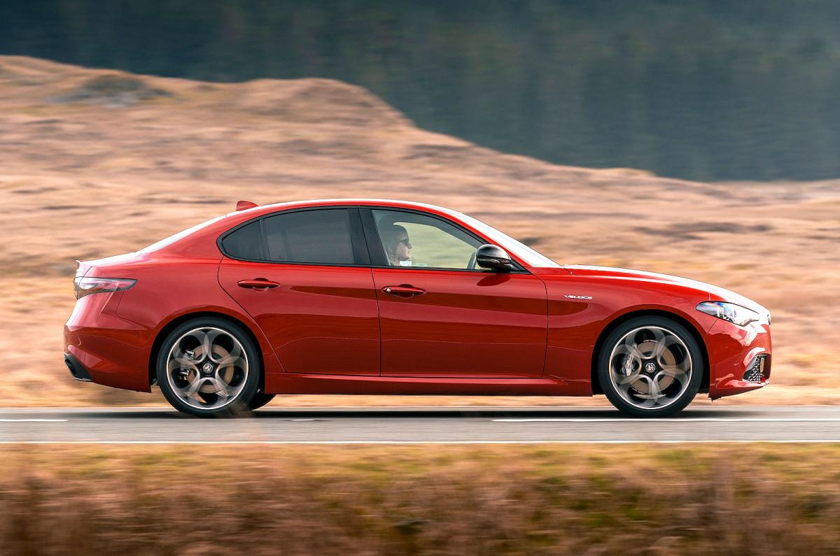Alfa Romeo Giulia right driving