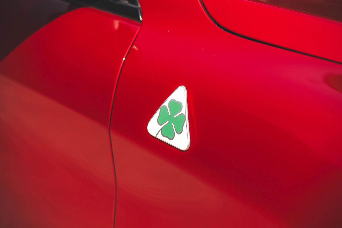 Alfa Romeo Stelvio Quadrifoglio side badge