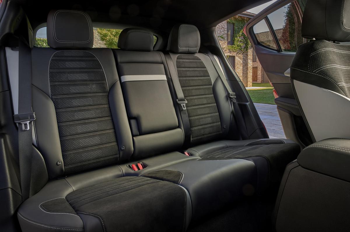 Alfa Romeo Tonale rear seats