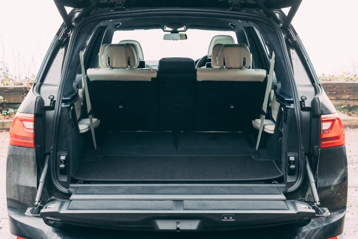 Alpina XB7 2021 boot open