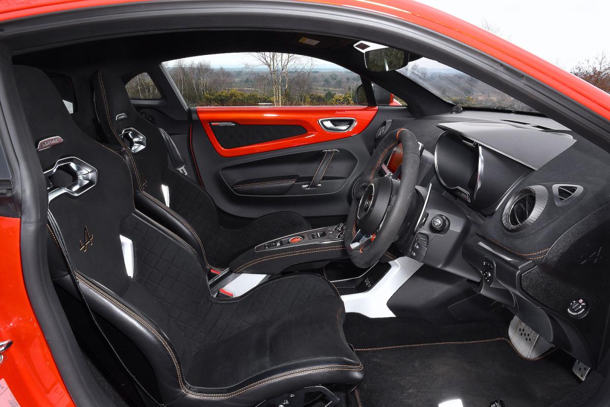 Alpine A110 seats