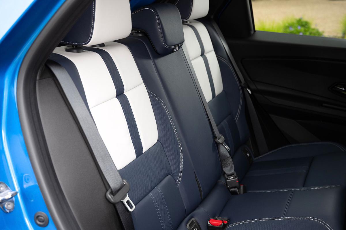 Alpine A290 back seats