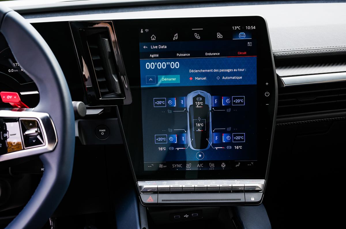Alpine A390 touchscreen