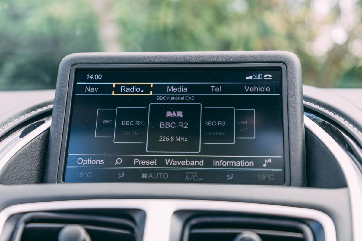 Aston Martin DBS Volante 2019 RHD infotainment