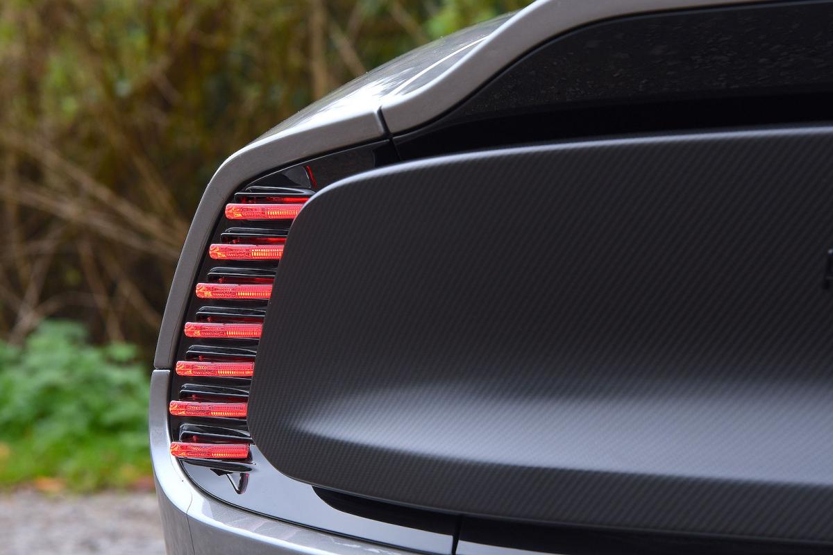 Aston Martin Vanquish rear lights