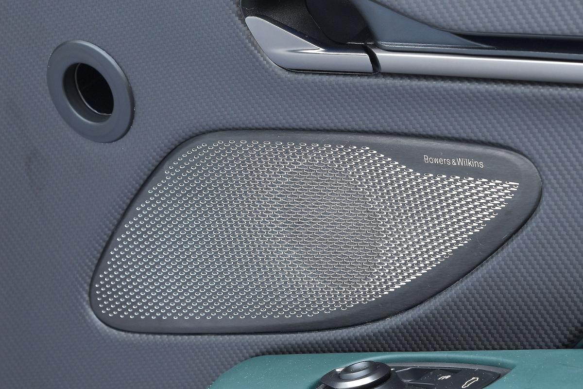 Aston Martin Vanquish speaker
