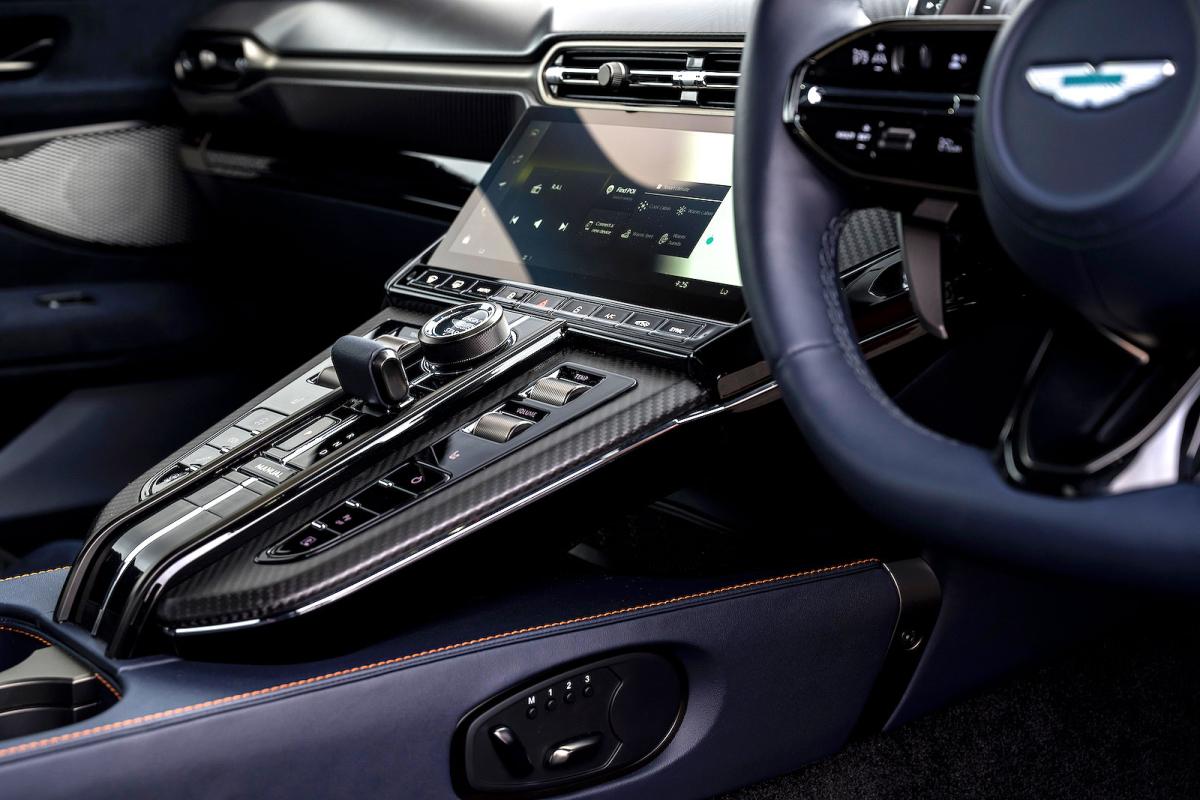 Aston Martin Vantage interior detail
