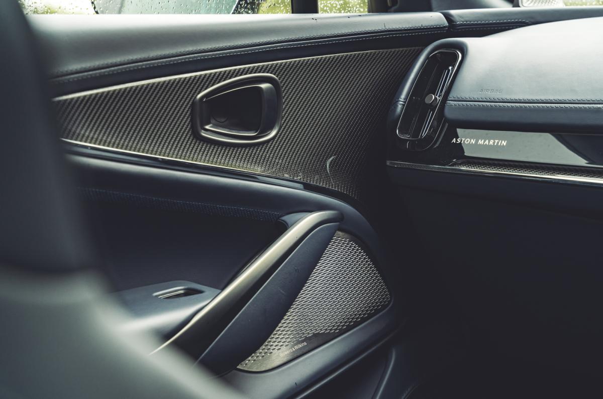 Aston Martin DBX door trim