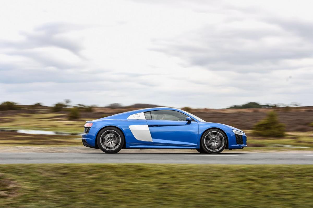 Used Audi R8 2015-2025 side