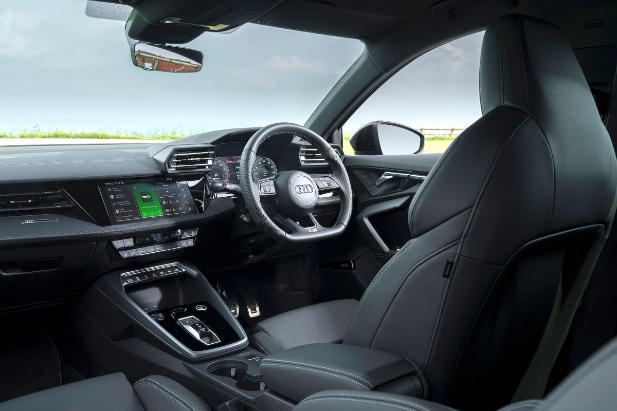 Audi A3 Sportback front seats