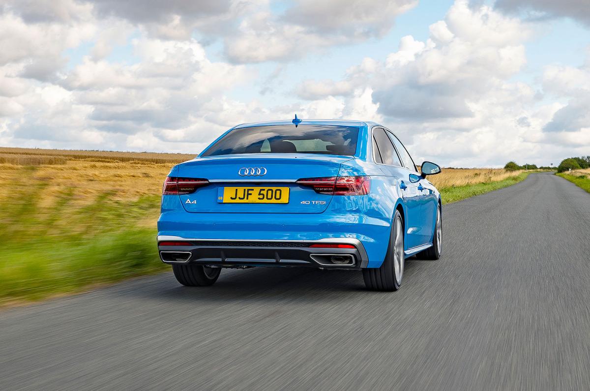 Audi A4 rear tracking
