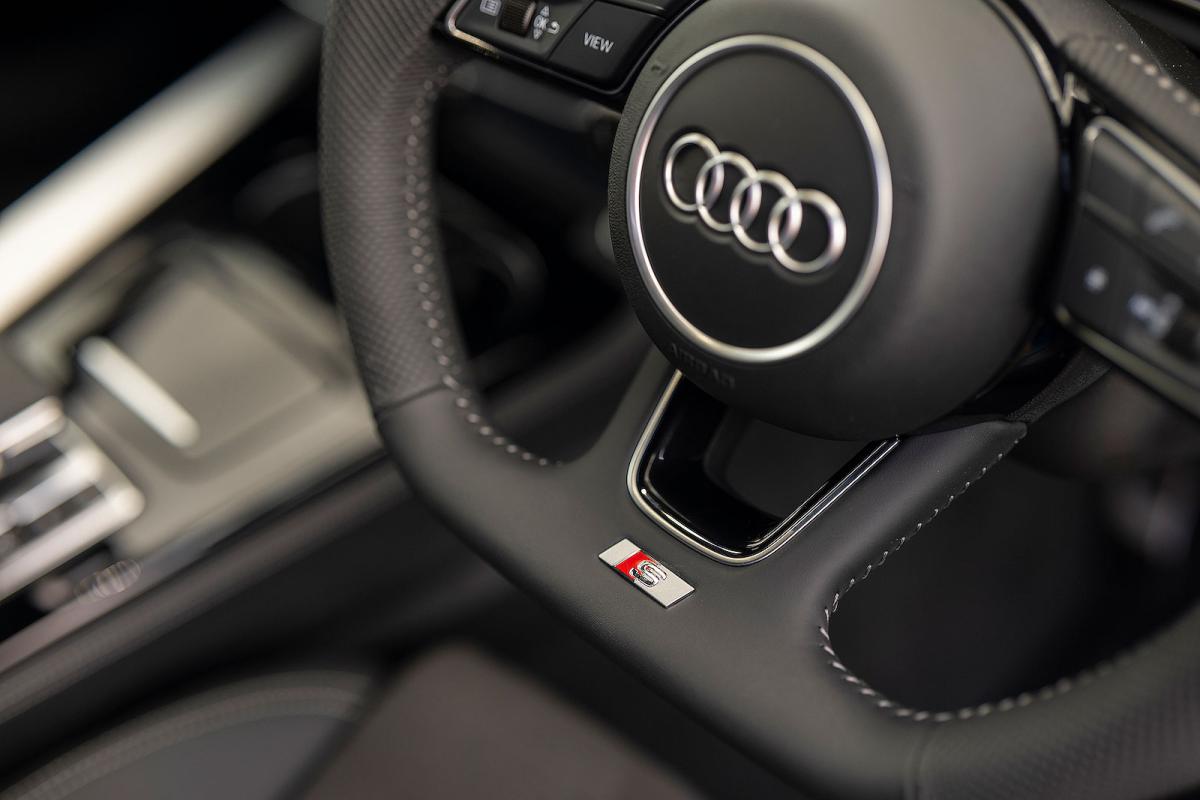 Audi A4 interior steering wheel detail