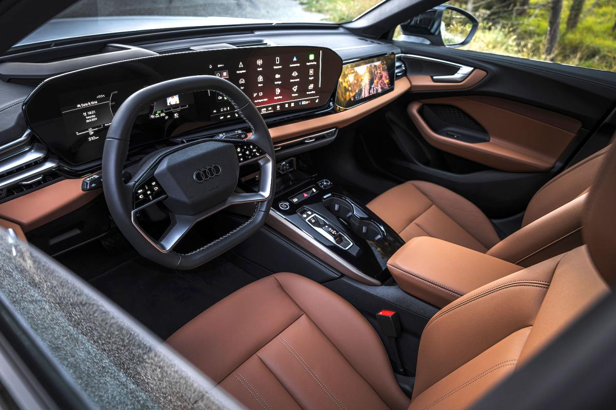 Audi A5 Avant front seats