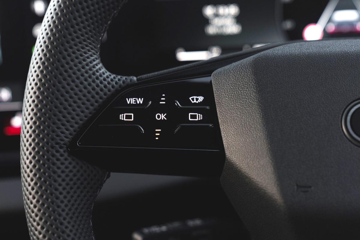 Audi A5 steering wheel detail