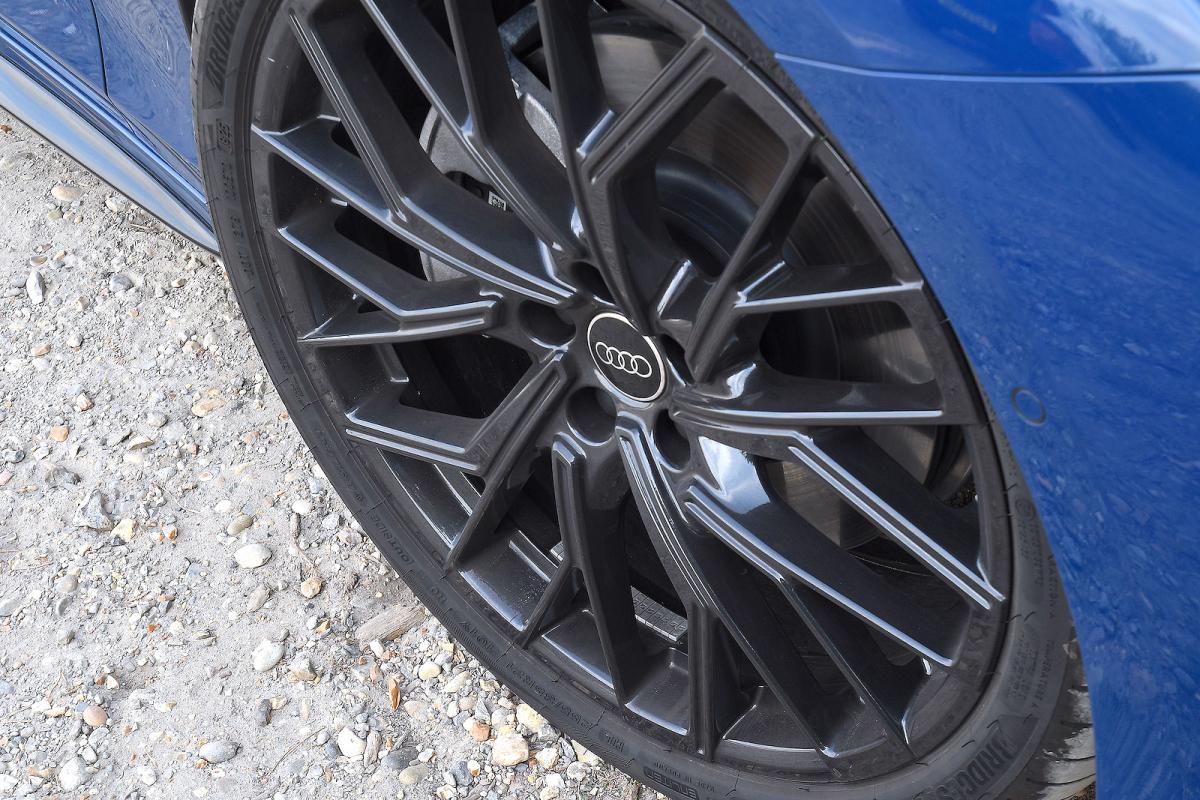 Audi A6 alloy wheel