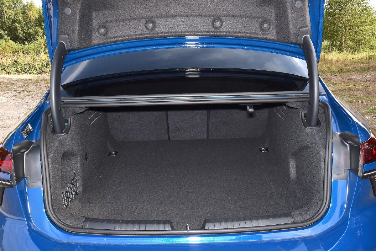 Audi A6 boot
