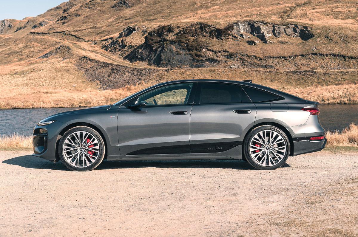 Audi A6 Sportback e-tron left static
