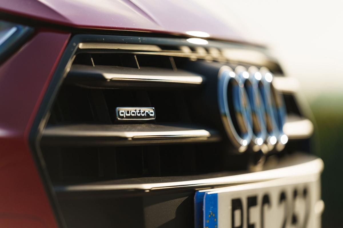 Audi A7 grille detail