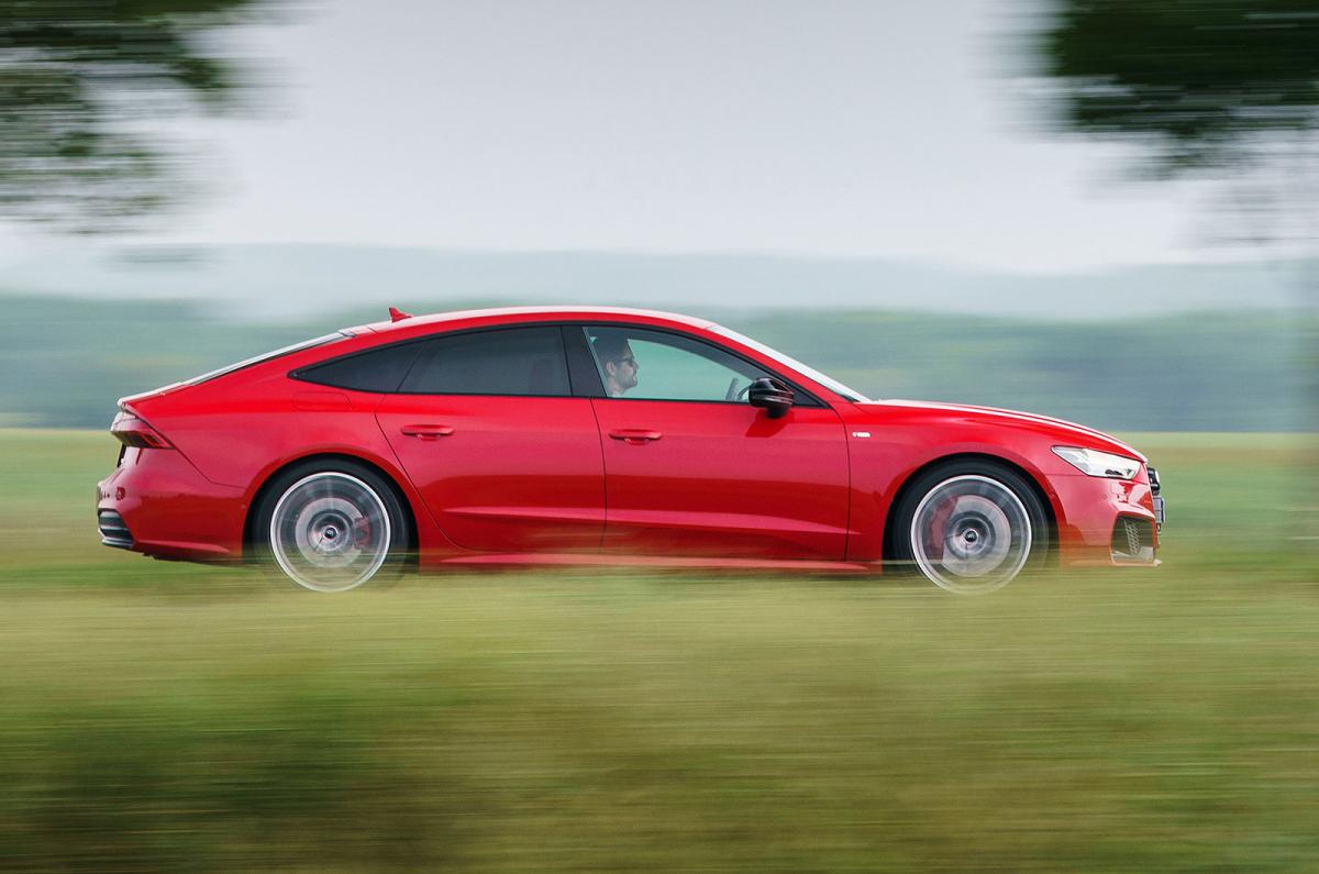 Audi A7 right tracking