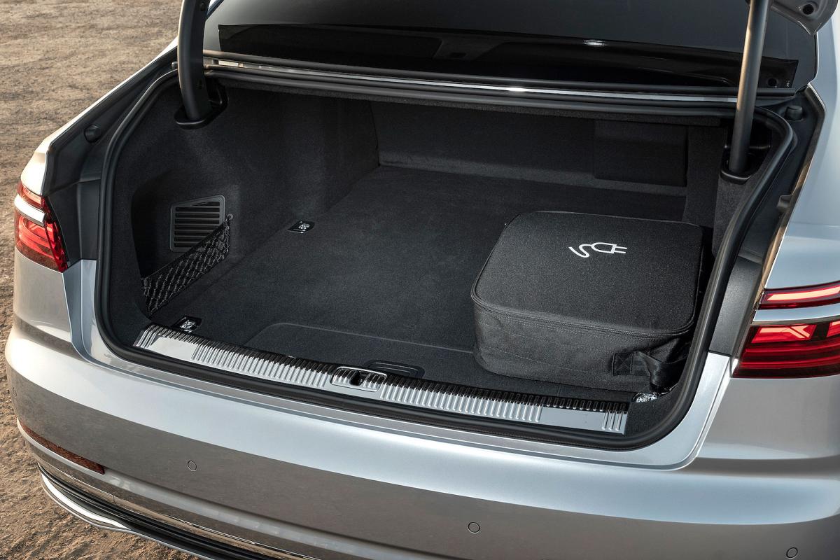 Audi A8 boot open