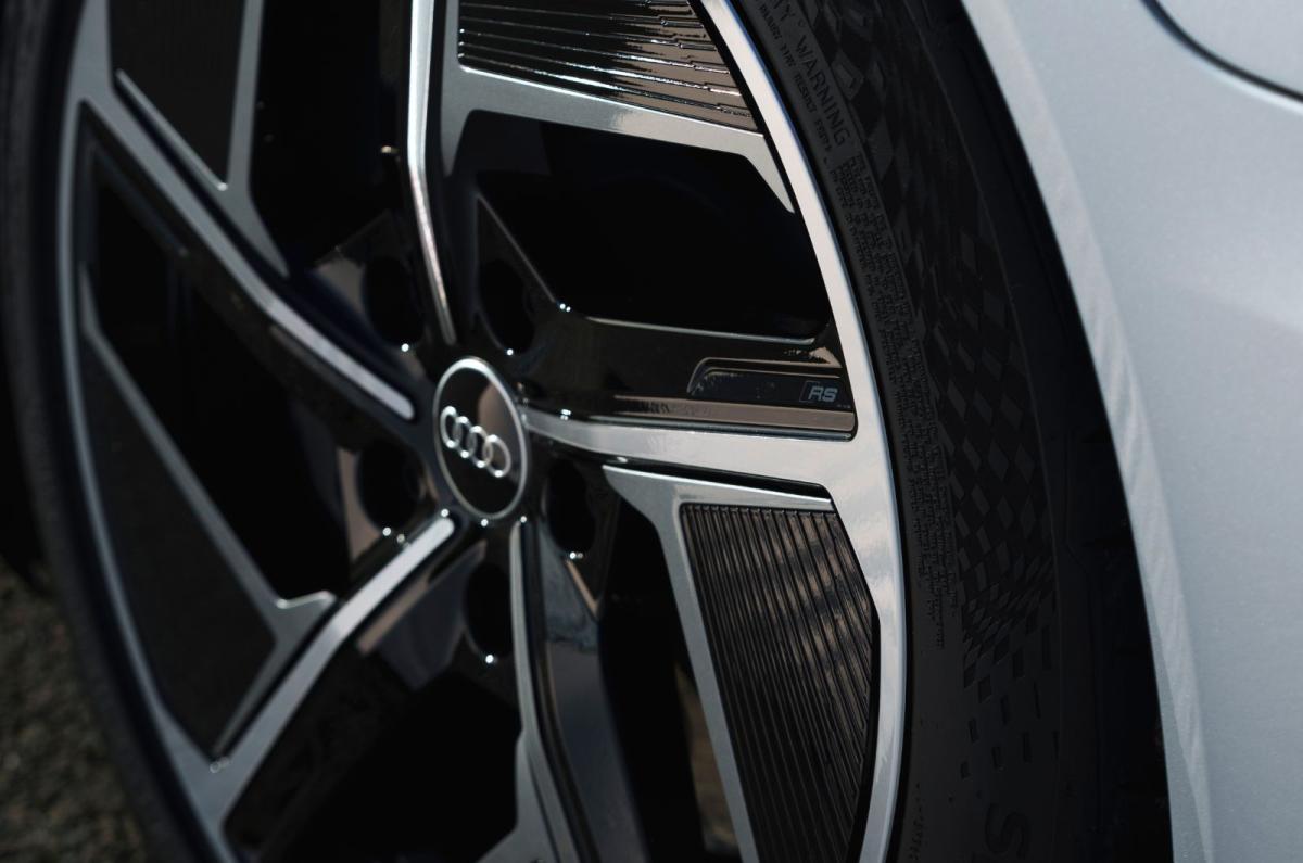 Audi e-tron GT exterior details