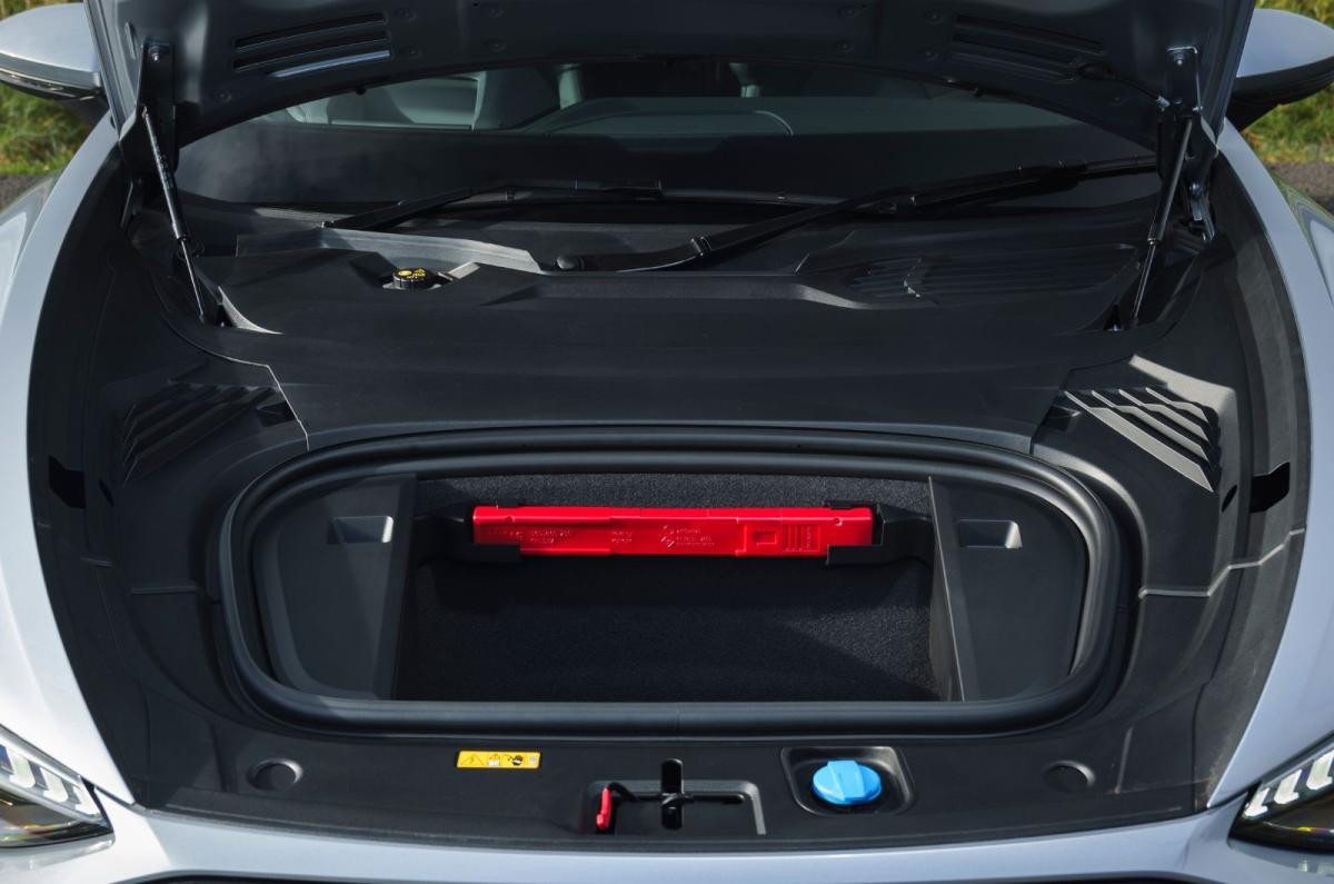 Audi e-tron GT front boot