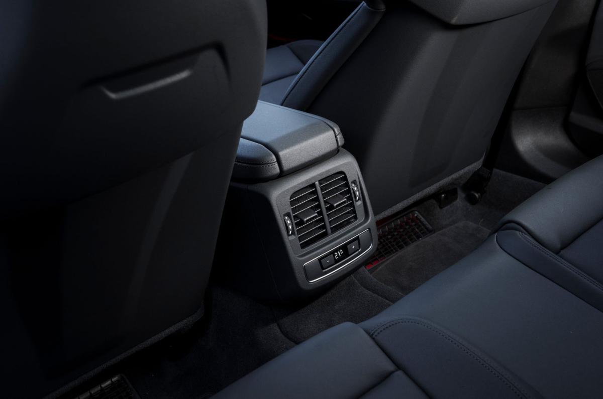 Audi e-tron GT interior details