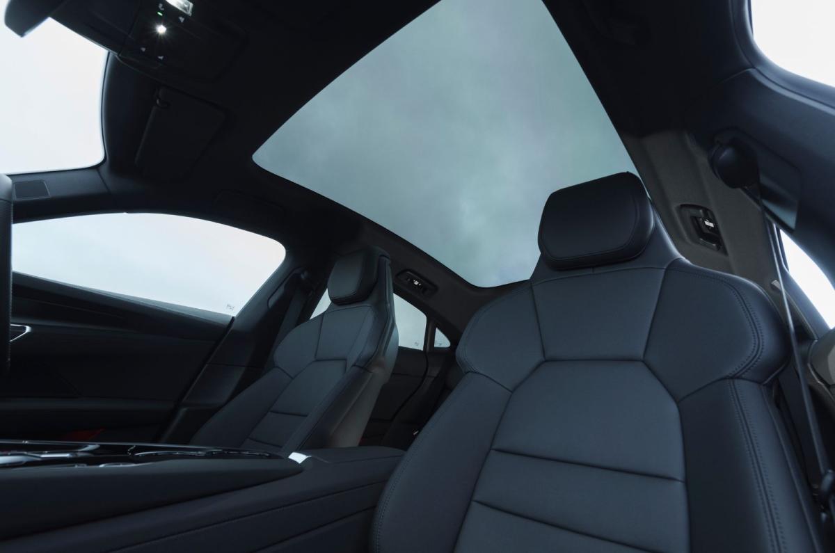 Audi e-tron GT interior details