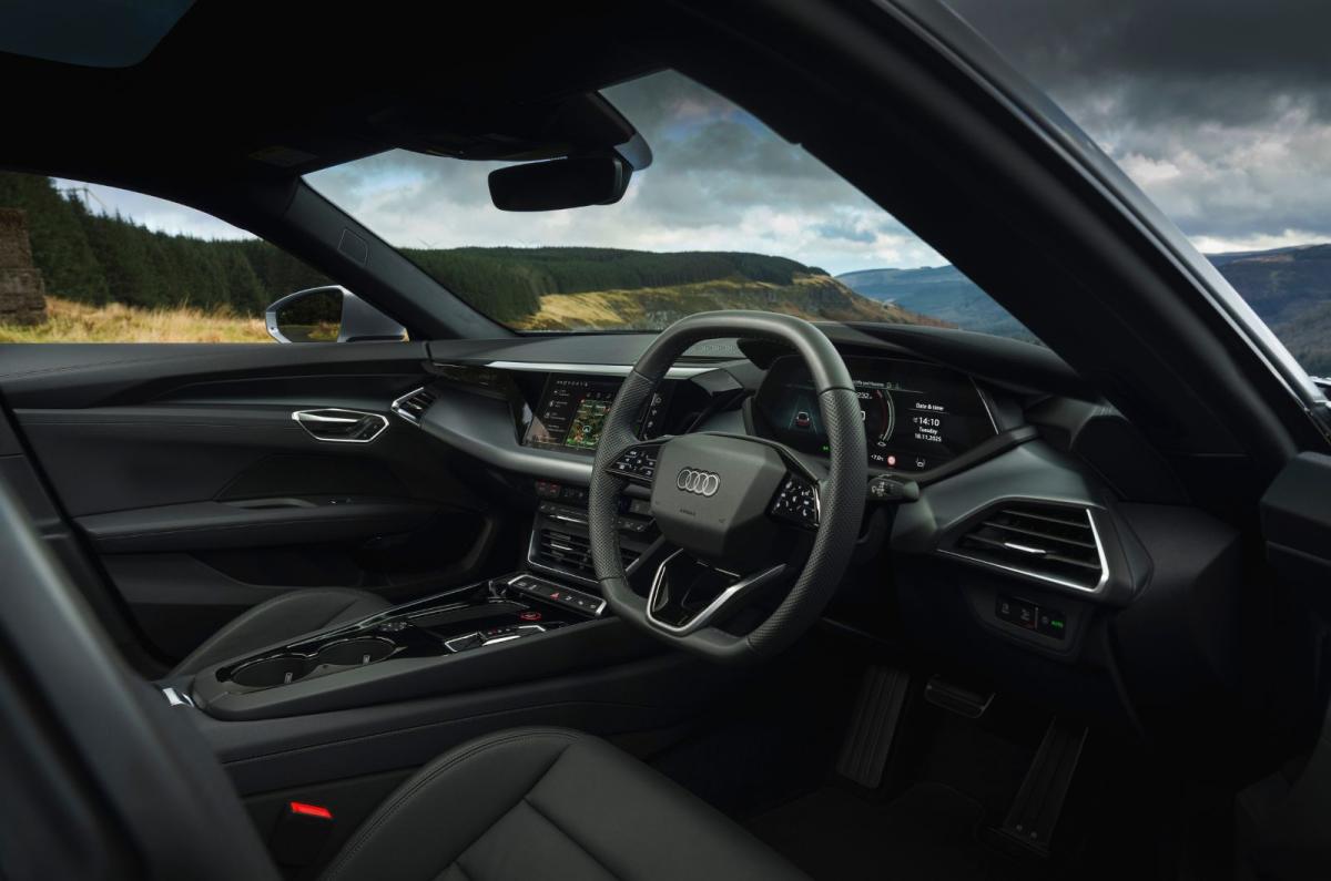 Audi e-tron GT interior