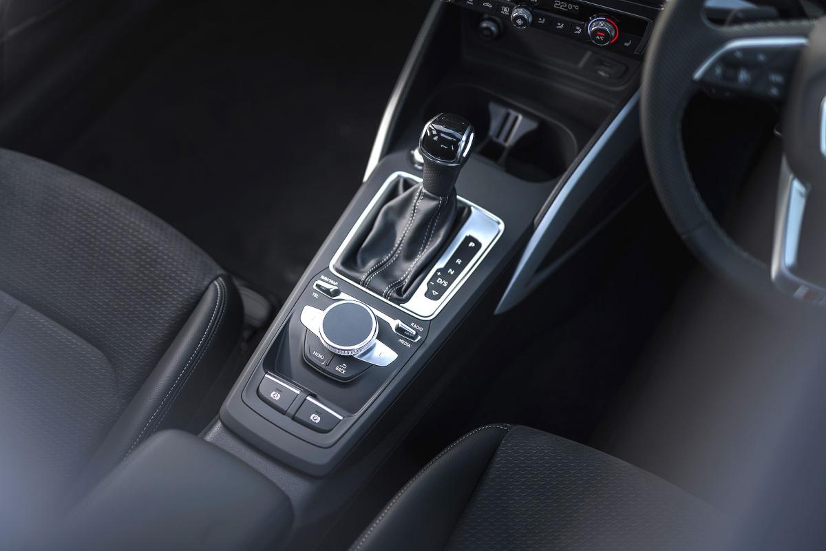Audi Q2 interior detail