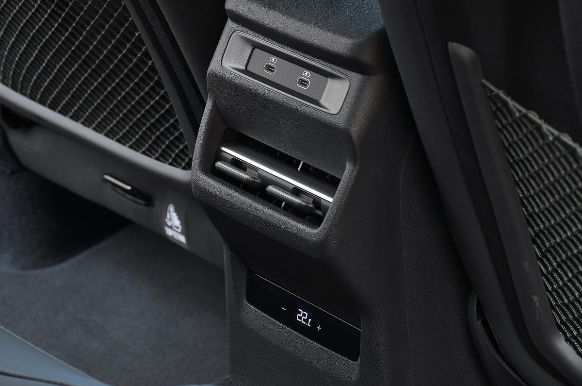 Audi Q3 interior detail