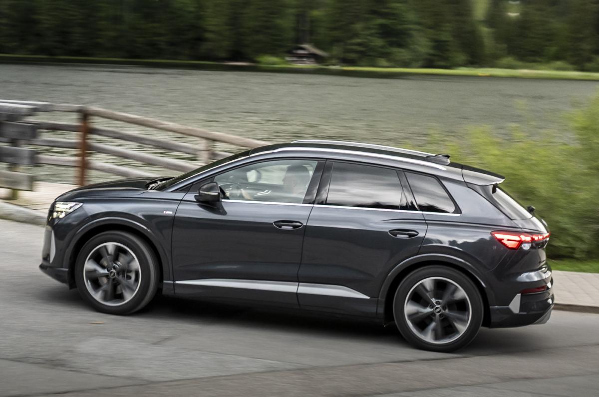 Audi Q4 e-tron driving side