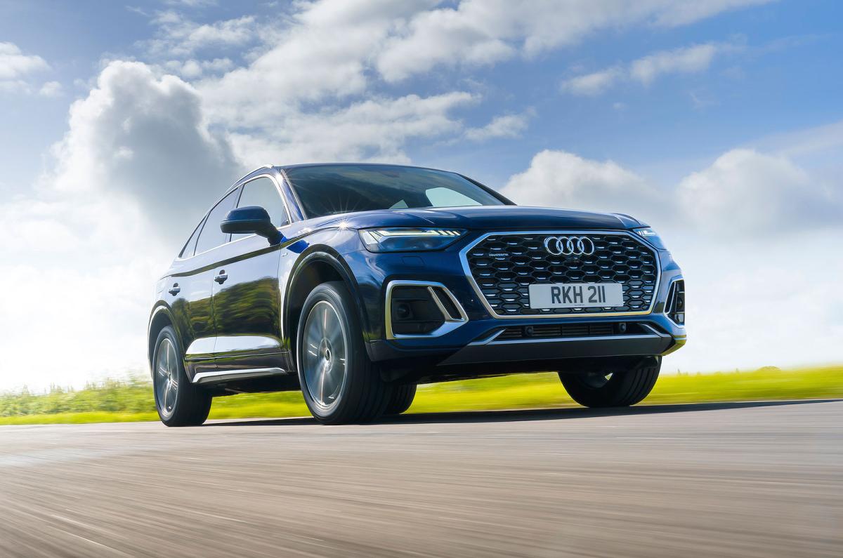 Audi Q5 Sportback front right driving