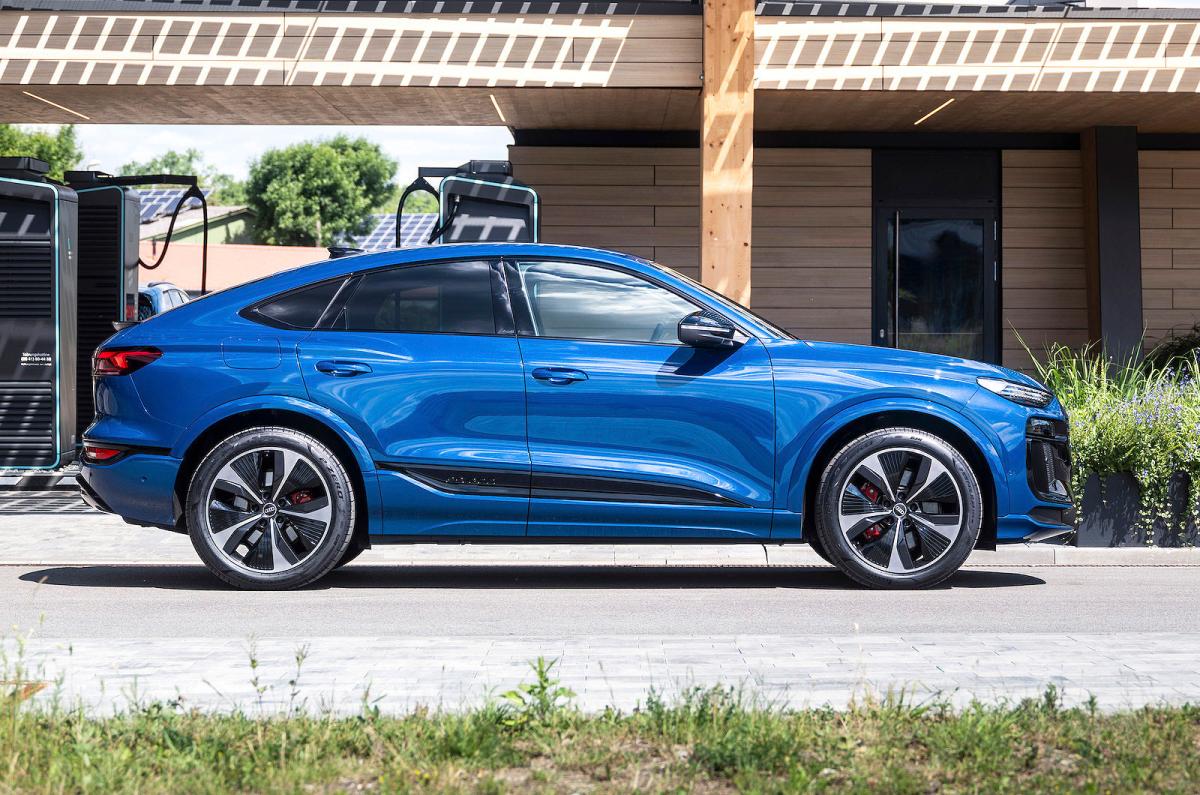 Audi Q6 e-tron Sportback right static
