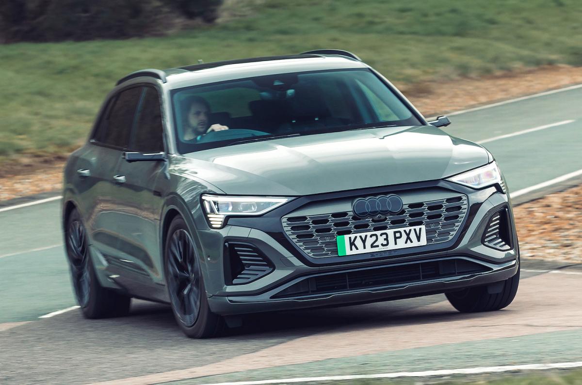 Audi Q8 e-tron front cornering