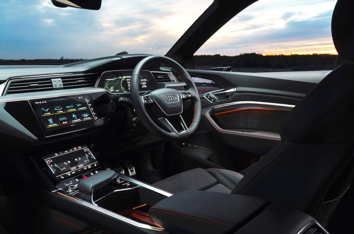 Audi Q8 e-tron interior front seats