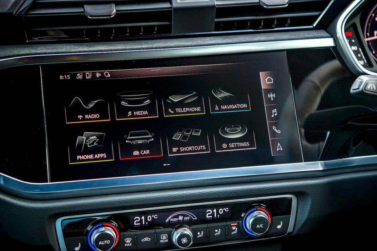 Audi RS Q3 Sportback interior infotainment